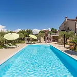 Idyllisches Apartment Nur 250 Meter Zum Strand Mit Pool, Meerblick, Grillbereich, Liegen